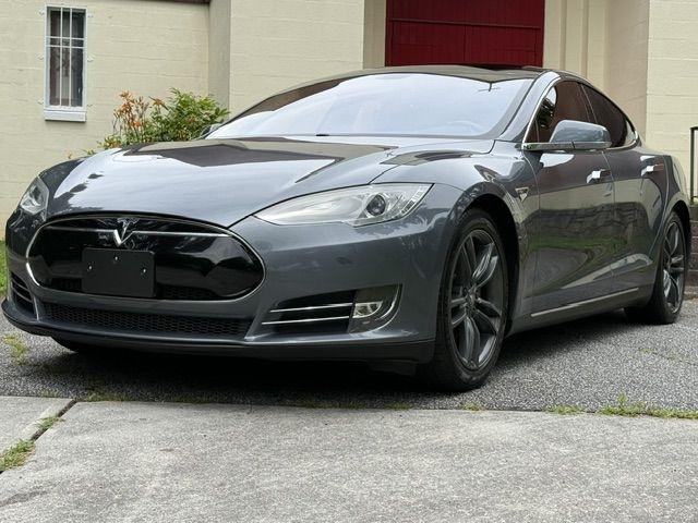 Tesla Model S Base 2013