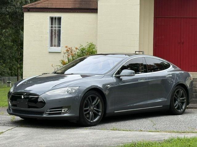 Tesla Model S Base 2013