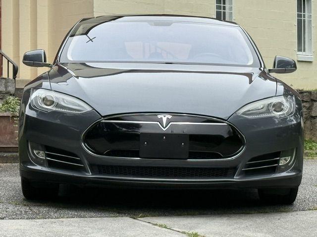 Tesla Model S Base 2013