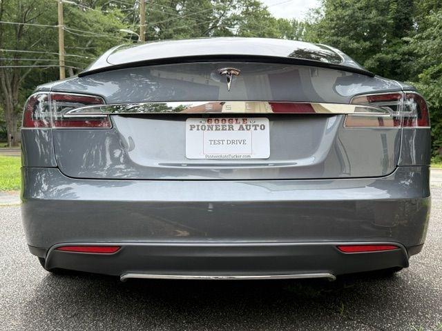 Tesla Model S Base 2013