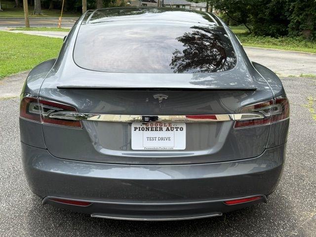Tesla Model S Base 2013