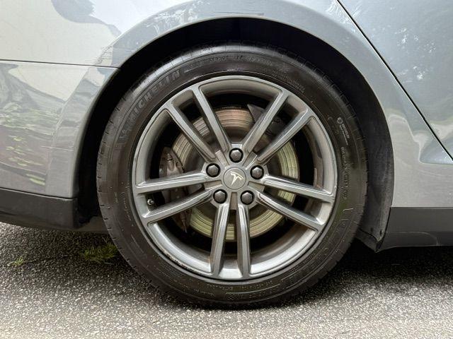 Tesla Model S Base 2013