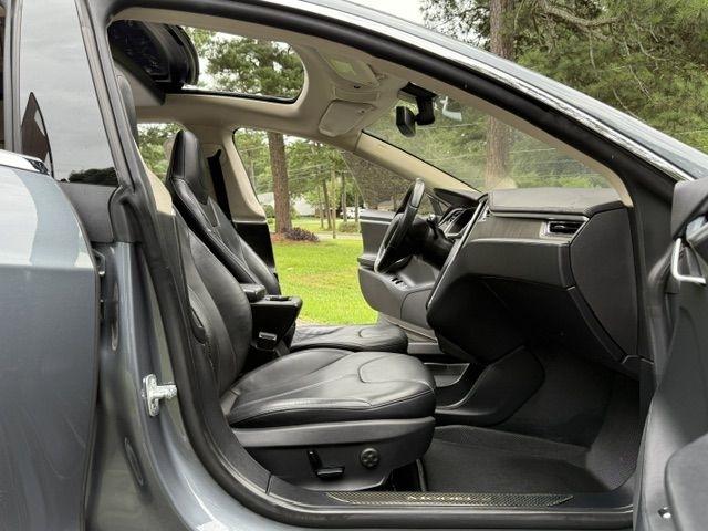 Tesla Model S Base 2013