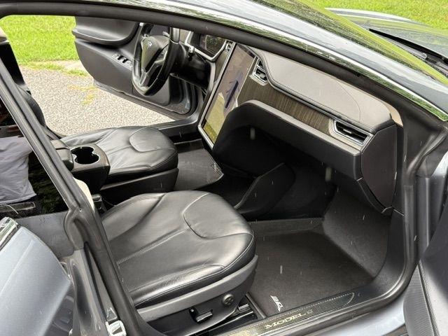 Tesla Model S Base 2013
