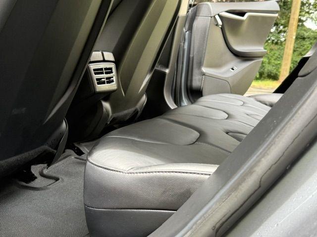 Tesla Model S Base 2013