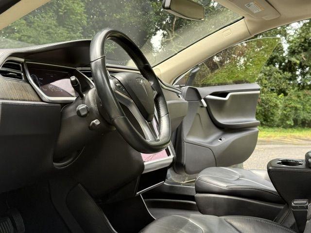 Tesla Model S Base 2013