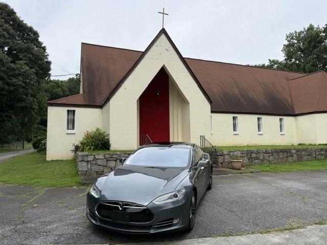 Tesla Model S Base 2013