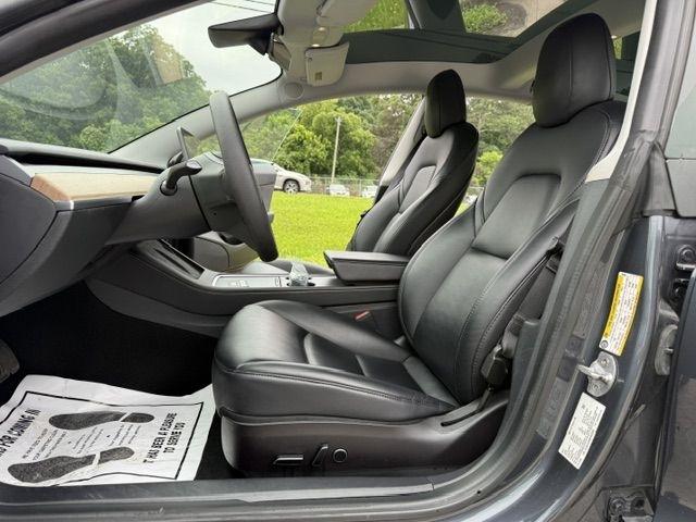 Tesla Model 3 Standard Range Plus 2021