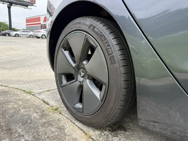 Tesla Model 3 Standard Range Plus 2021