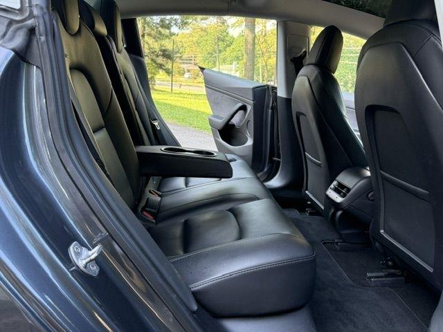 Tesla Model 3 Standard Range Plus 2021