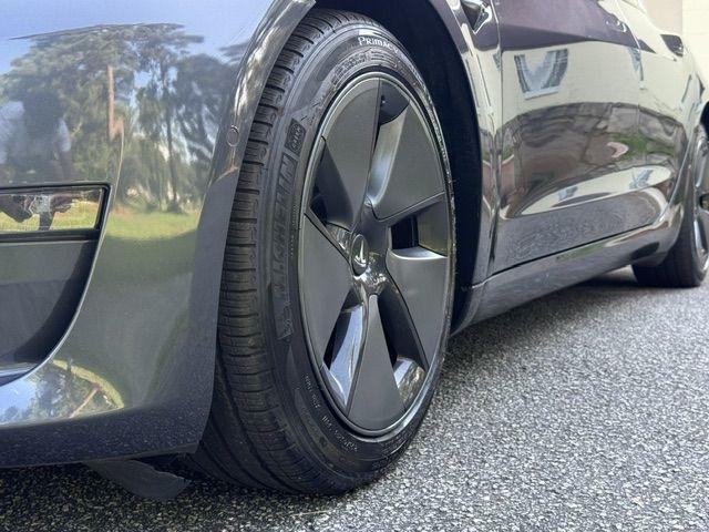 Tesla Model 3 Standard Range Plus 2021