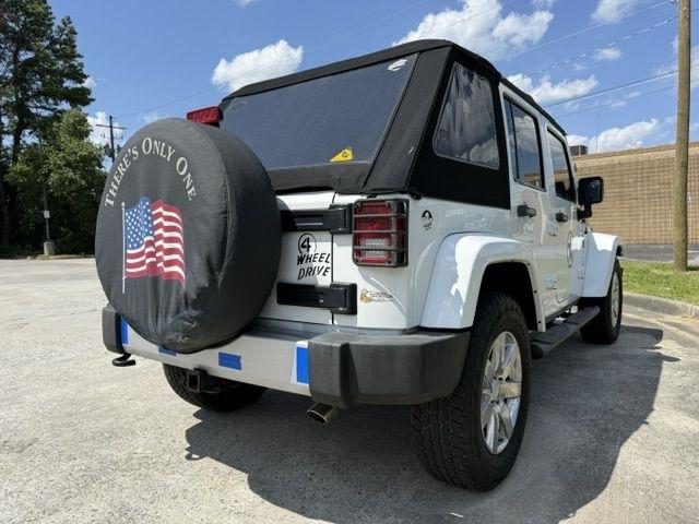 Jeep Wrangler Unlimited Sahara 4WD 2013