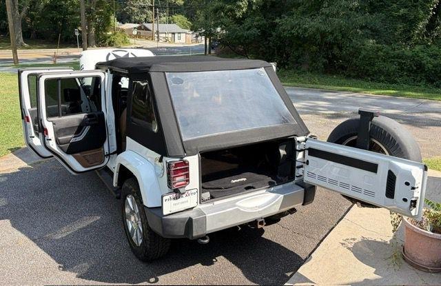 Jeep Wrangler Unlimited Sahara 4WD 2013