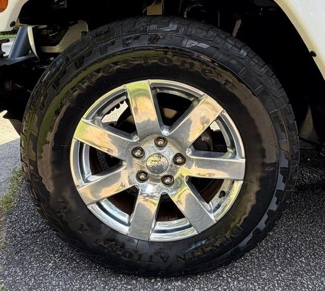 Jeep Wrangler Unlimited Sahara 4WD 2013