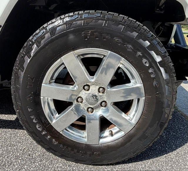 Jeep Wrangler Unlimited Sahara 4WD 2013