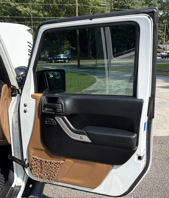 Jeep Wrangler Unlimited Sahara 4WD 2013