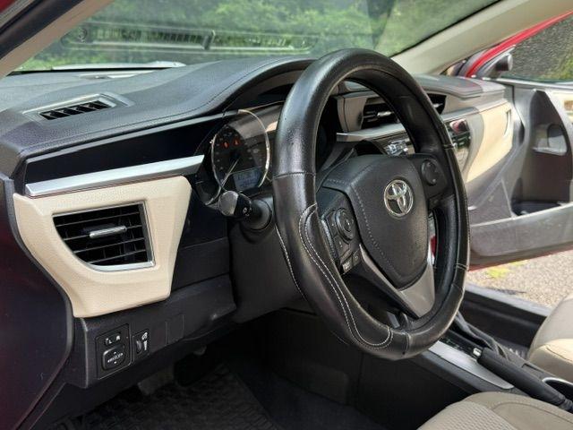Toyota Corolla LE CVT 2015