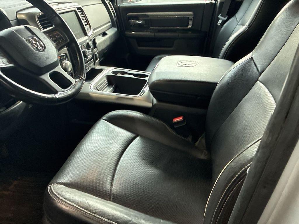 RAM 1500 Sport Crew Cab SWB 4WD 2016