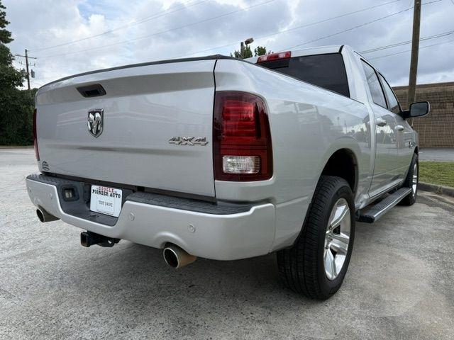 RAM 1500 Sport Crew Cab SWB 4WD 2016