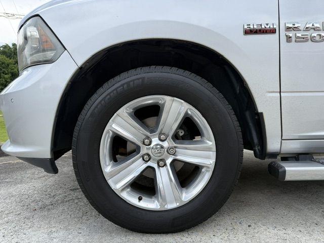 RAM 1500 Sport Crew Cab SWB 4WD 2016