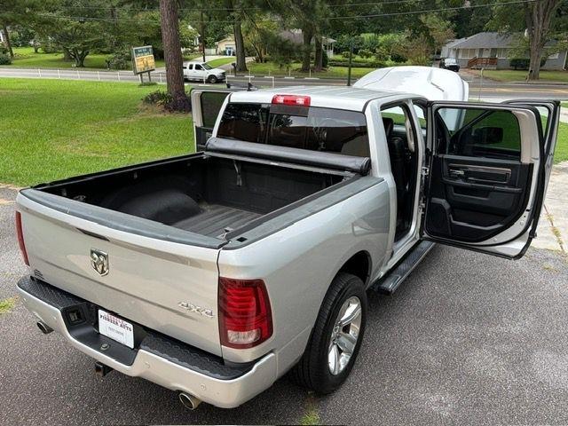 RAM 1500 Sport Crew Cab SWB 4WD 2016