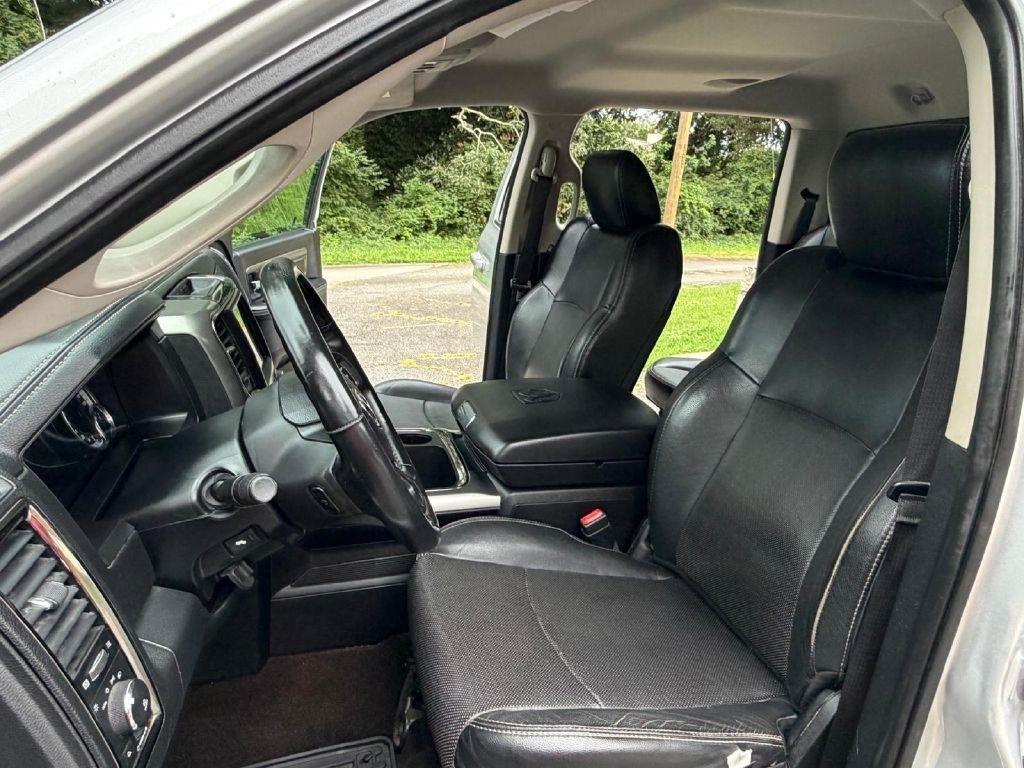 RAM 1500 Sport Crew Cab SWB 4WD 2016