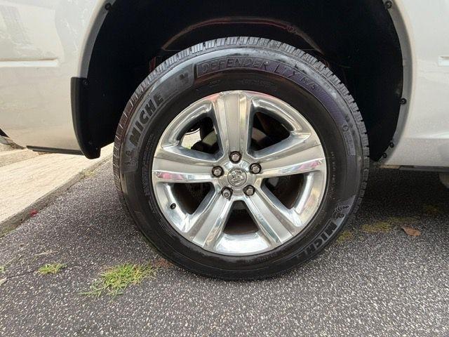 RAM 1500 Sport Crew Cab SWB 4WD 2016