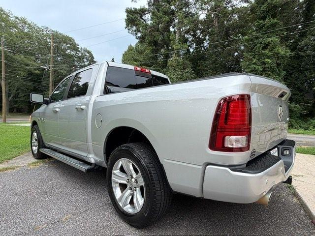 RAM 1500 Sport Crew Cab SWB 4WD 2016