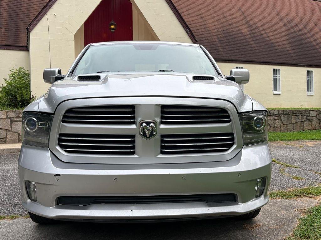 RAM 1500 Sport Crew Cab SWB 4WD 2016