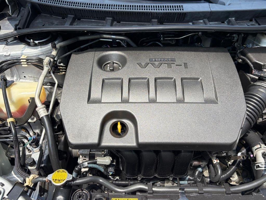 Toyota Corolla S 5-Speed MT 2013