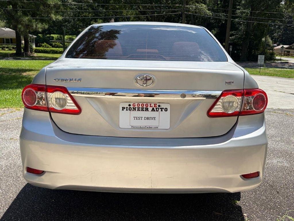 Toyota Corolla S 5-Speed MT 2013