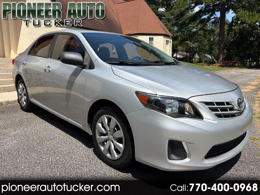 Toyota Corolla S 5-Speed MT 2013