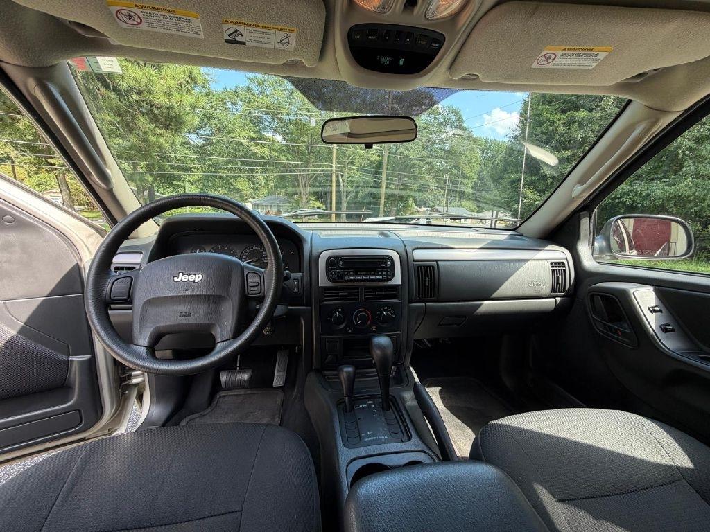 Jeep Grand Cherokee Laredo 4WD 2004