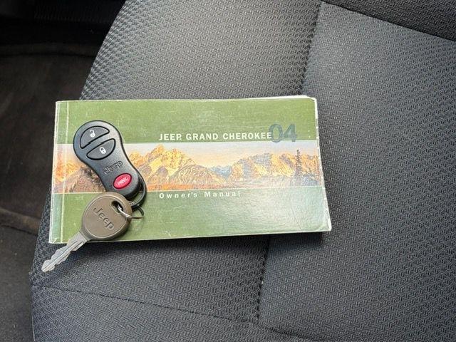 Jeep Grand Cherokee Laredo 4WD 2004