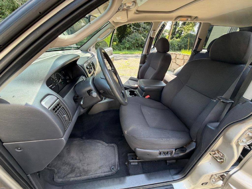 Jeep Grand Cherokee Laredo 4WD 2004