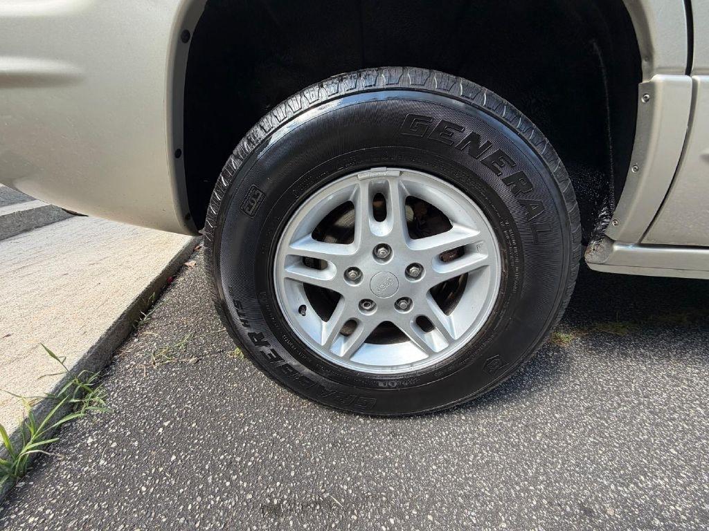 Jeep Grand Cherokee Laredo 4WD 2004