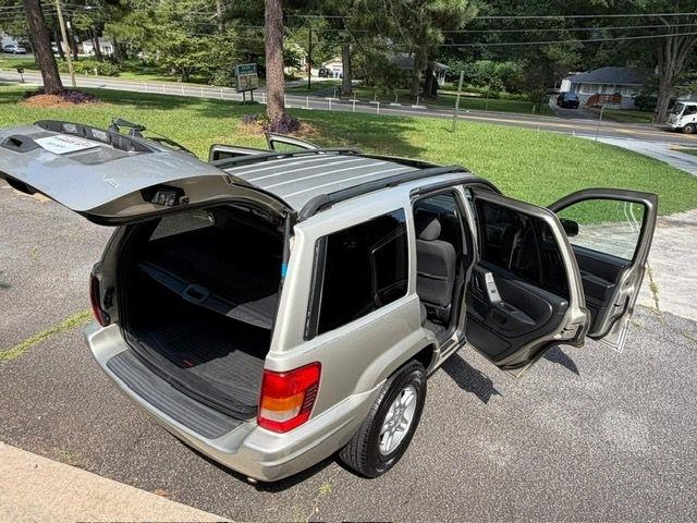 Jeep Grand Cherokee Laredo 4WD 2004