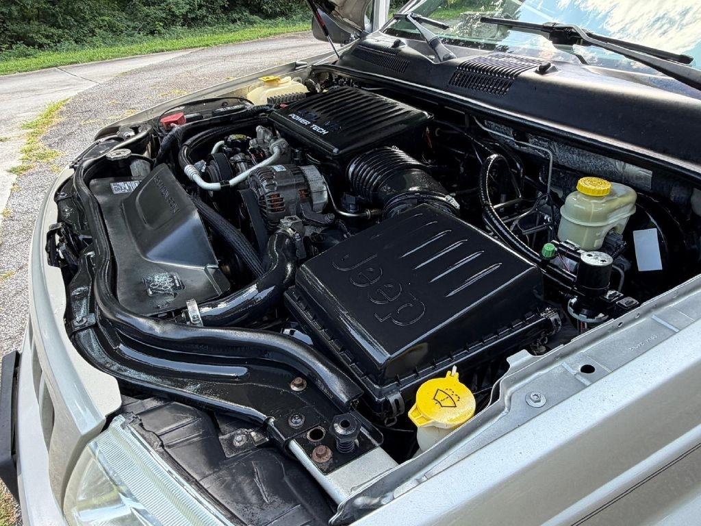 Jeep Grand Cherokee Laredo 4WD 2004