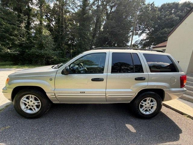 Jeep Grand Cherokee Laredo 4WD 2004