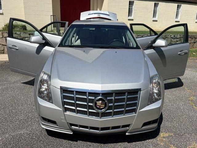 Cadillac CTS Luxury 2013