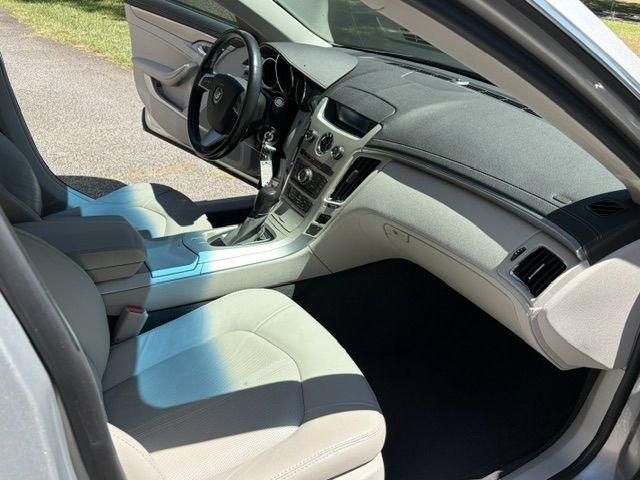Cadillac CTS Luxury 2013