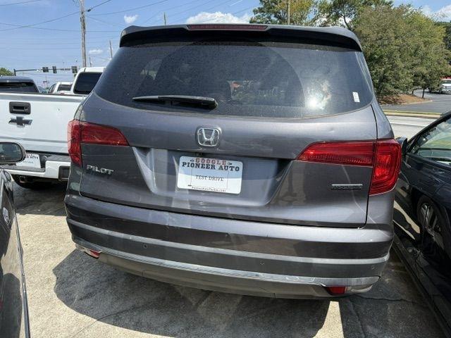 Honda Pilot Touring 2WD 2017