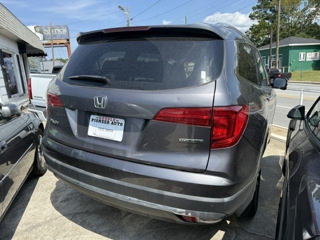 Honda Pilot Touring 2WD 2017