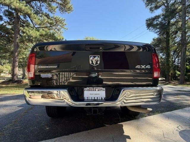RAM 1500 SLT Crew Cab SWB 4WD 2016