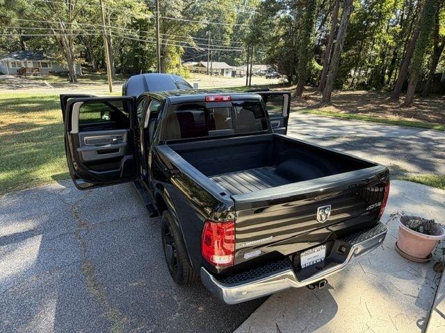RAM 1500 SLT Crew Cab SWB 4WD 2016