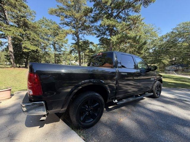 RAM 1500 SLT Crew Cab SWB 4WD 2016