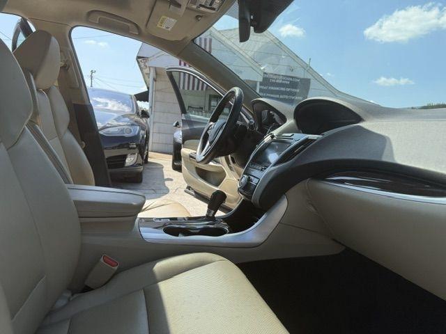 Acura TLX photo 13