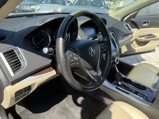 Acura TLX photo 19