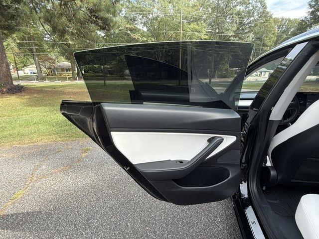 Tesla Model 3 Standard Range Plus 2020