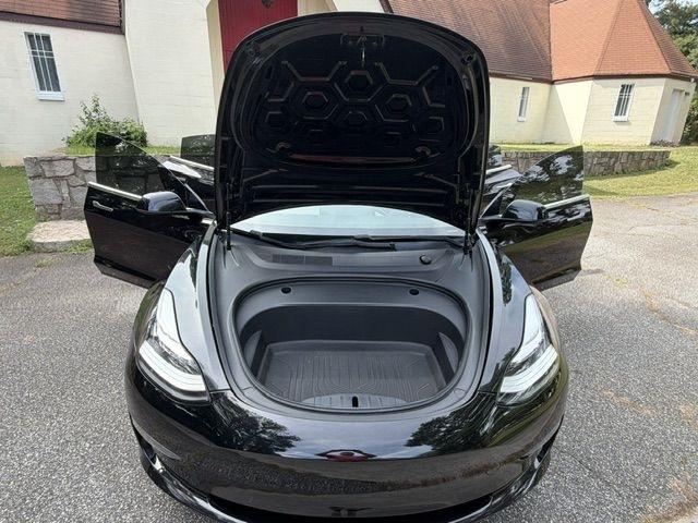 Tesla Model 3 Standard Range Plus 2020